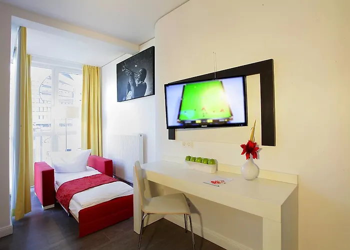 Ina Boutique 072 Hamburg St Georg 3*
