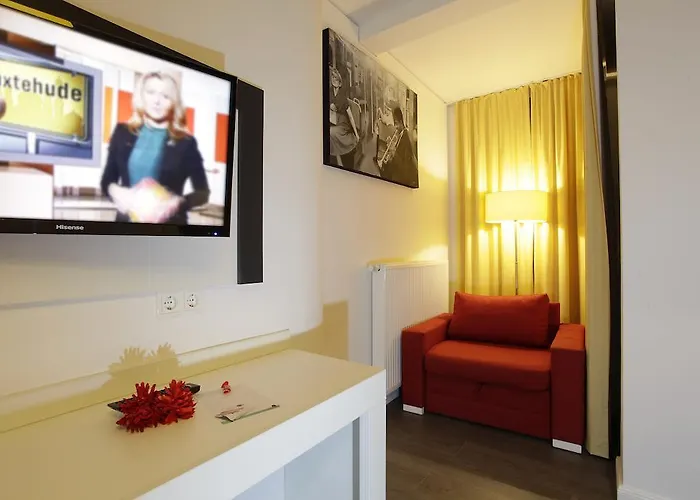 Ina Boutique 072 Hamburg St Georg 3*