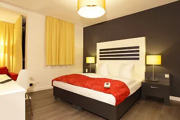 Ina Boutique 072 Hamburg St Georg 3*